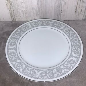 0423 Imperial Palace Whitney Dinner Plate